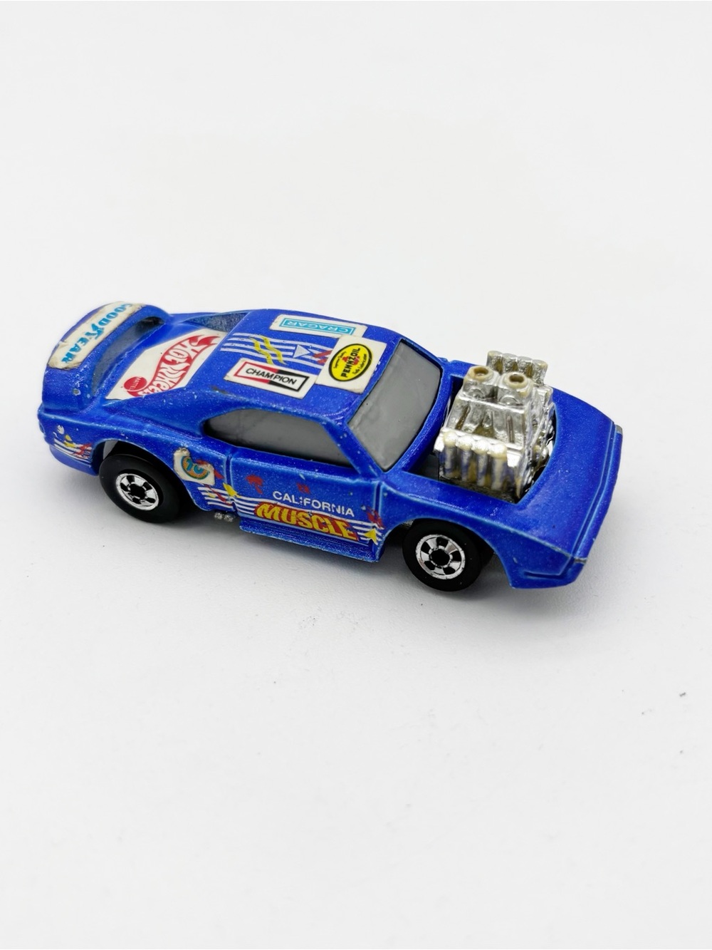 Hot Wheels Vintage 1990 Super California Custom Blue Beach Blaster Charger